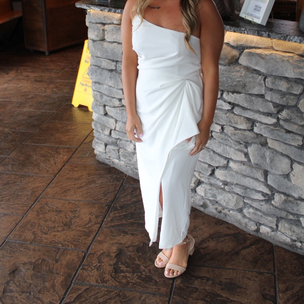Lulus white shift dress